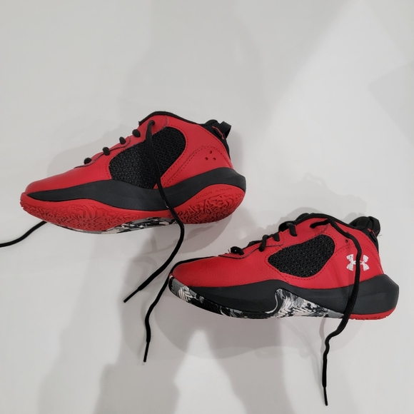 Under Armour Red and Black Sneakers Sz 13US - Picture 3 of 8